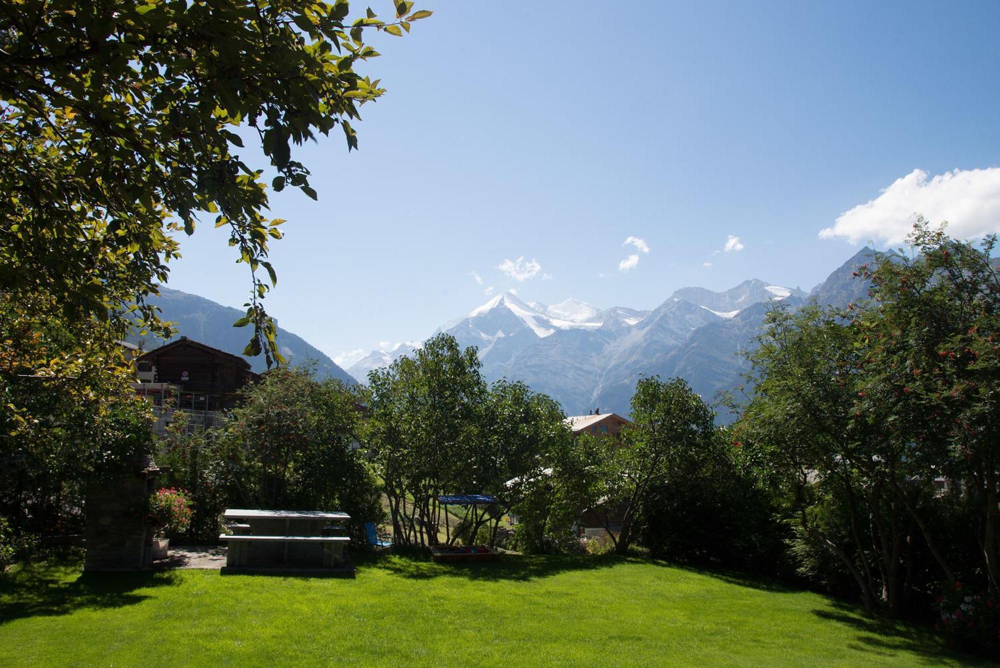 Chalet Soldanella Grächen Rum bild